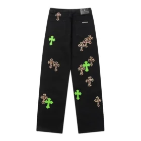 Blugi cu patch-uri din piele