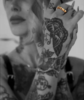 Inel True Fucking Punk din aur de 22K